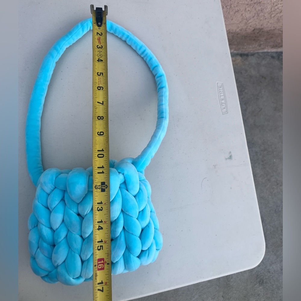15x9” braided bag